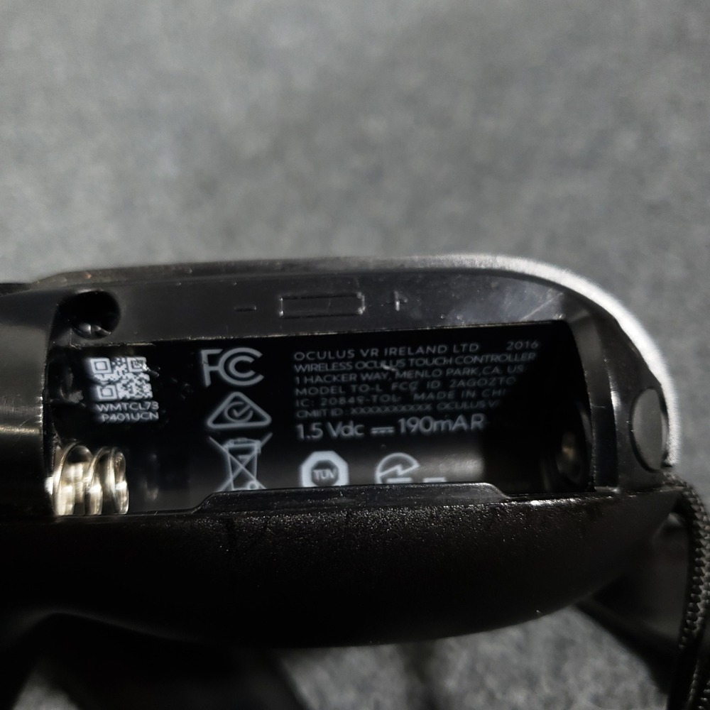 Oculus Touch Left VR Controller Rift‎ CV1 Black TO-L Wireless Replacement - Picture 6 of 6